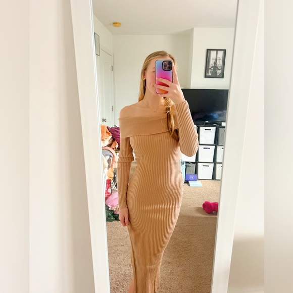 NWT Hello Molly Off the shoulder Midi - Picture 3 of 6